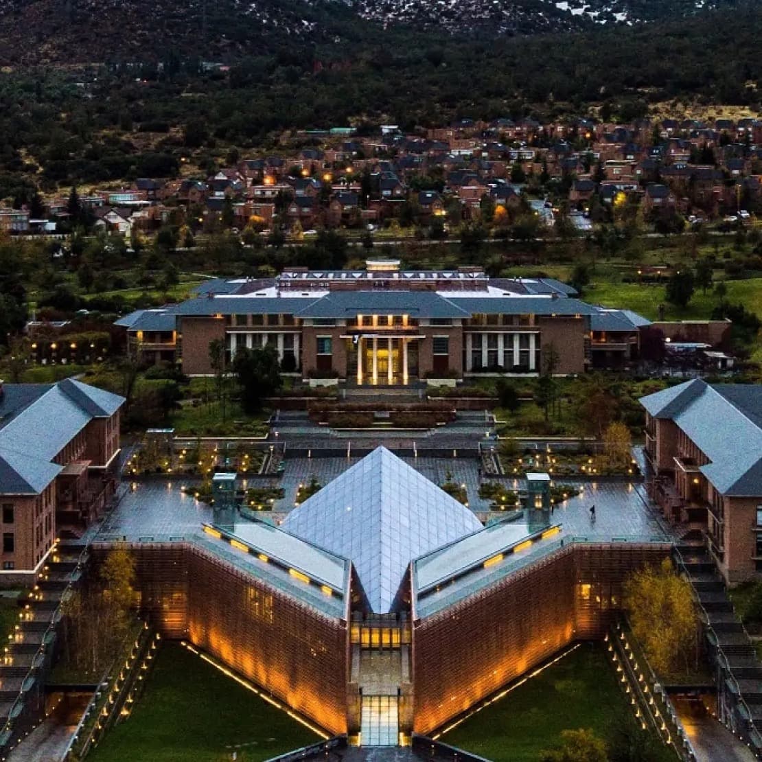 Welcome Universidad de los Andes Students and Alumni!