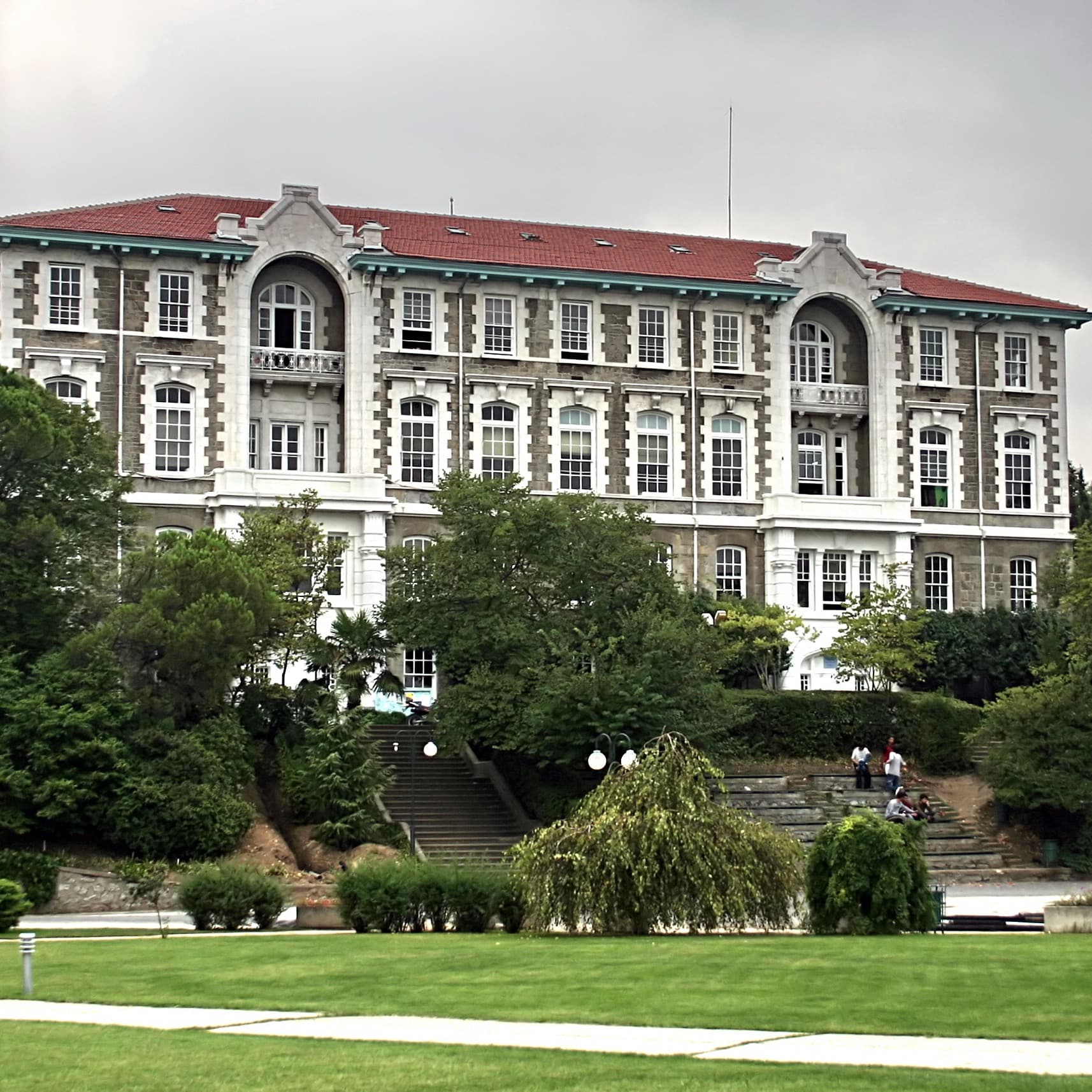 Welcome Bo?aziçi University (Bosphorus University) Students and Alumni!