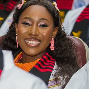 Caroline Banoeyele
