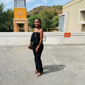 Lindiwe Thusi